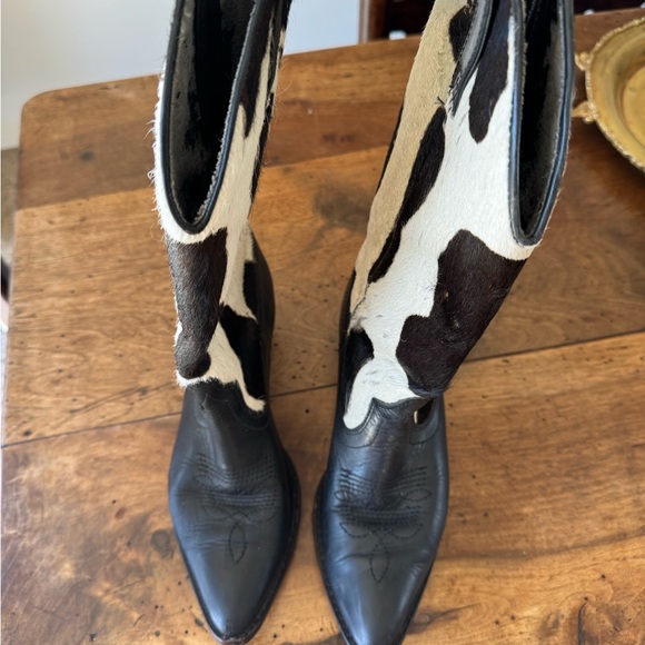 Vintage Cowhide Western Boots - Picture 3 of 5